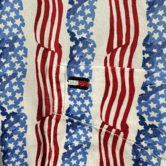 Tommy Hilfiger Shirt Mens Large Red White Blue USA Flag Stars‎ Stripes Button Up - Picture 4 of 10